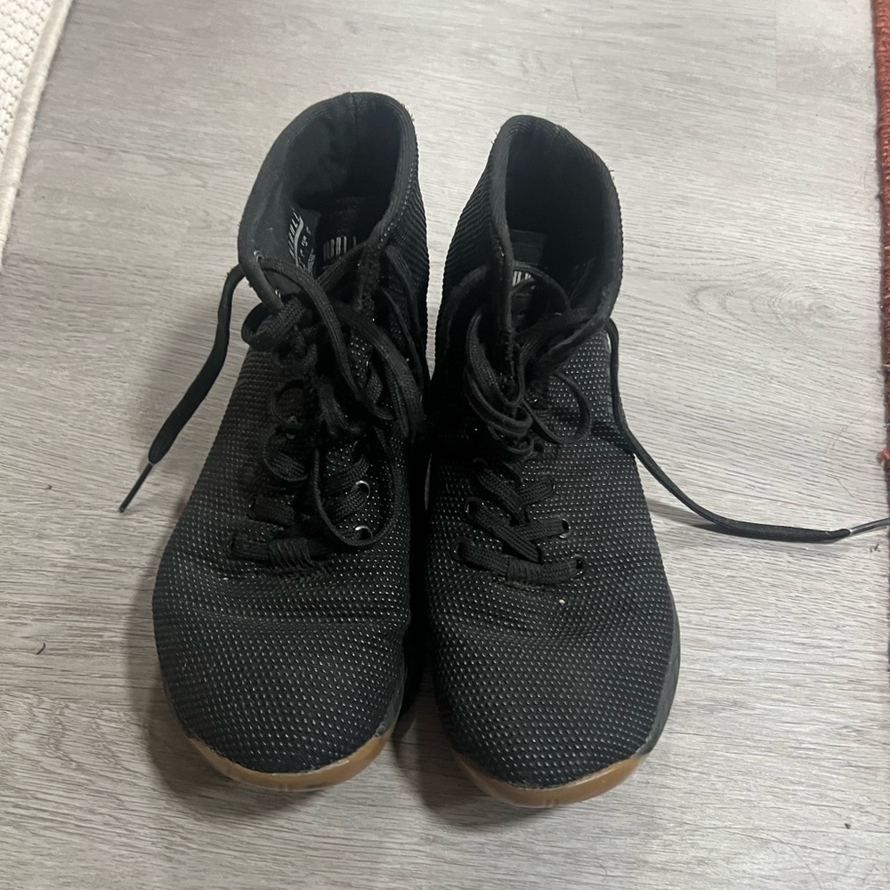 Nobull trainers size 8.5 W